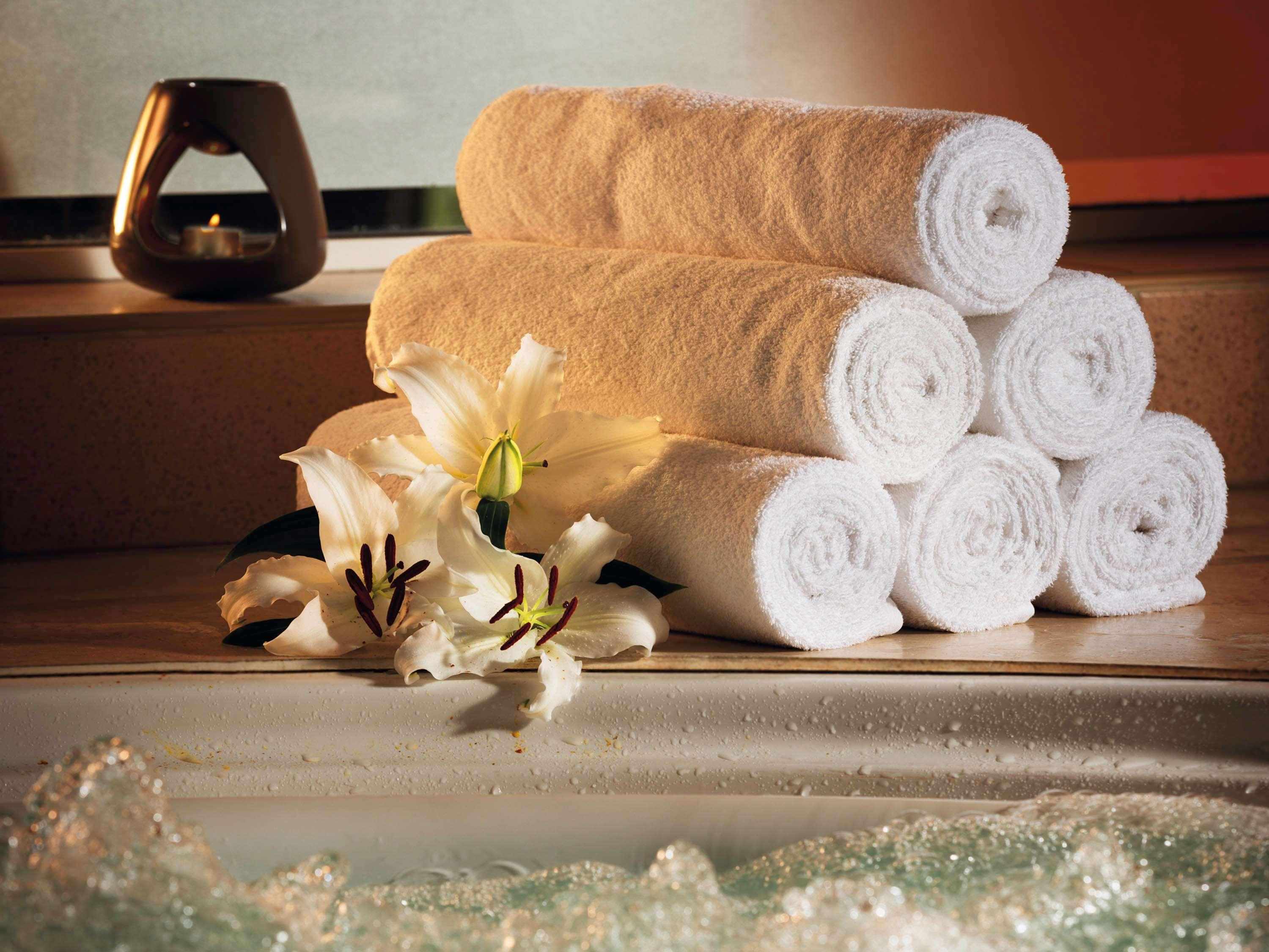 玛拉巴塔丹吉尔瑞享酒店及娱乐场 外观 照片 Spa towels