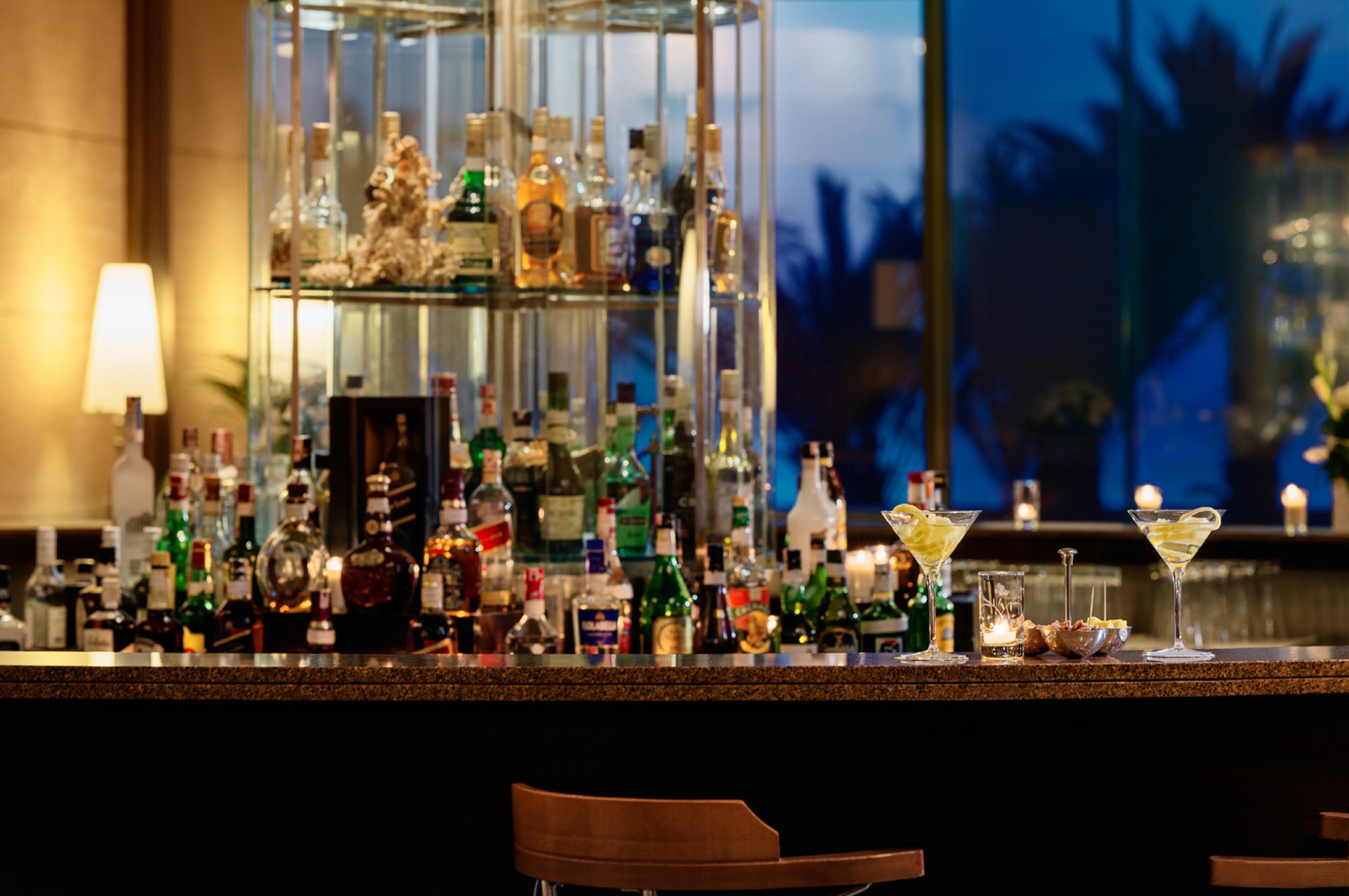 玛拉巴塔丹吉尔瑞享酒店及娱乐场 外观 照片 The bar at the 1919