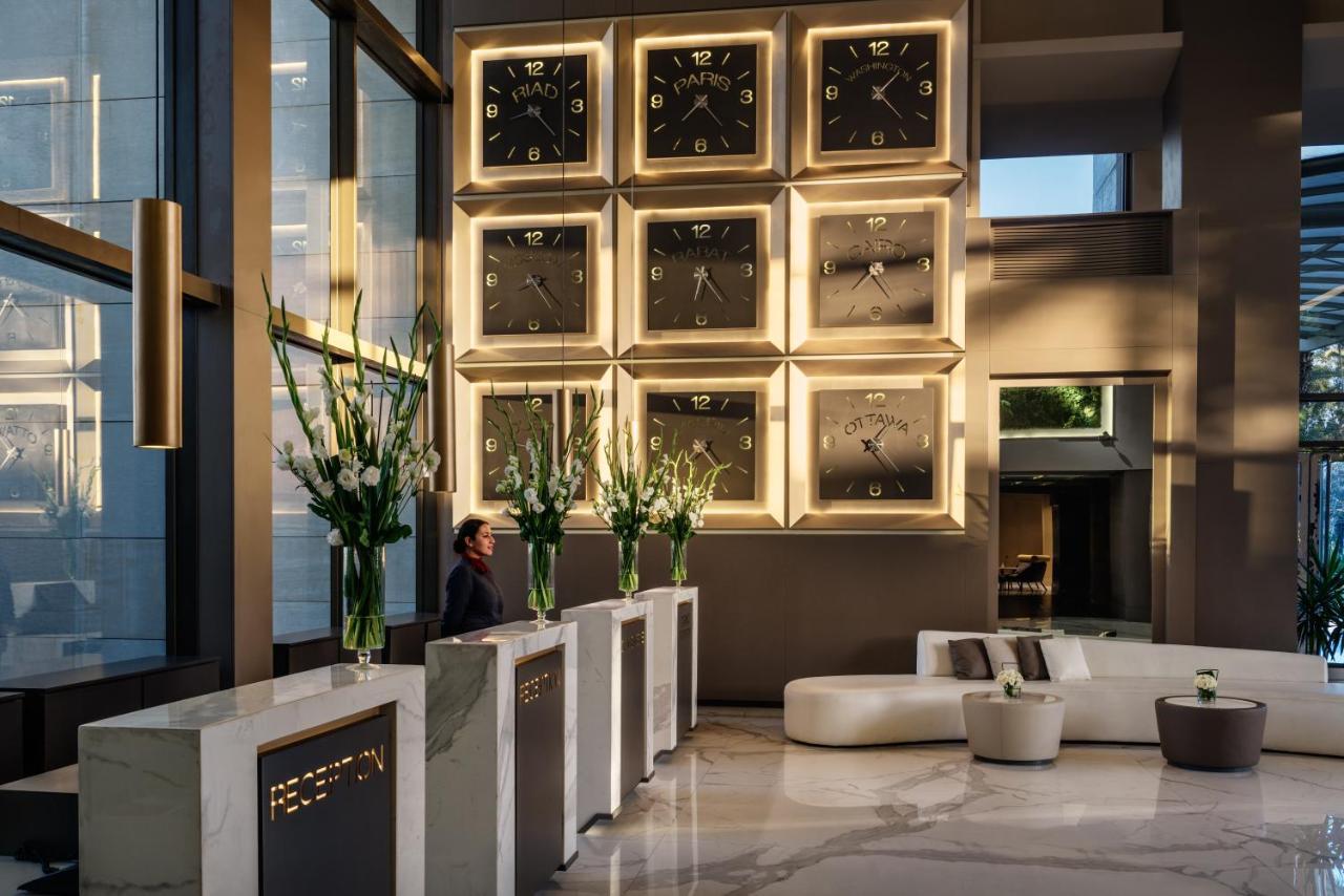 玛拉巴塔丹吉尔瑞享酒店及娱乐场 外观 照片 The lobby of the hotel